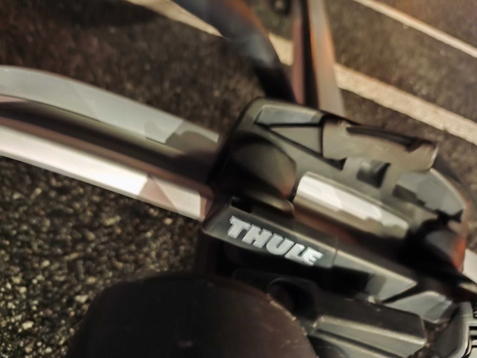 Suporte de bicicleta da Thule + Barras de tejadilho