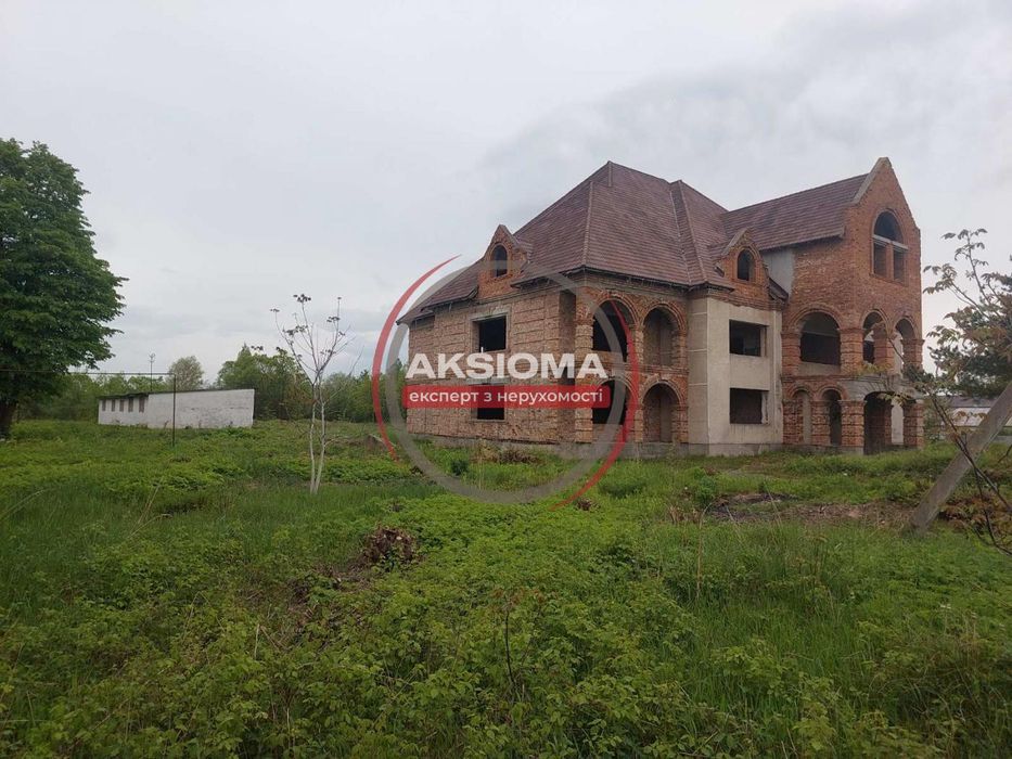 Продаж будинку 216 Є/м2+ 90 сот.землі