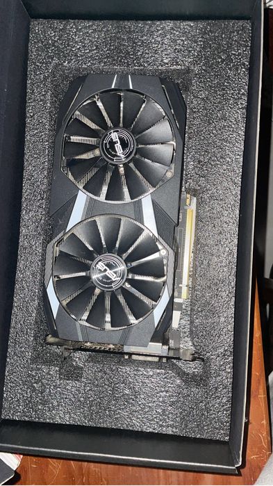 Placa grafica:RX580 4GB