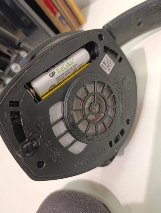 Słuchawki bezprzewodowe SENNHEISER RS 175 ze stacją zasięg 100m