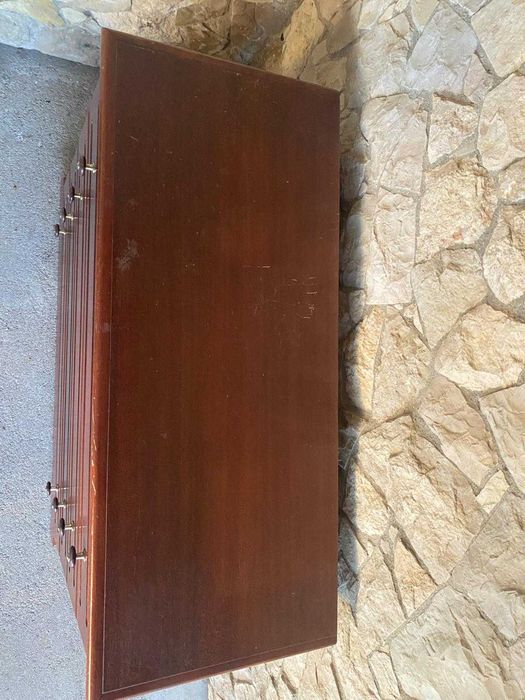 Cómoda Castanha com espelho