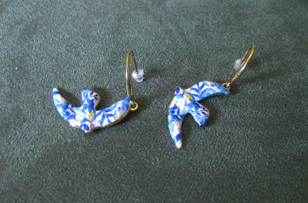 Brincos de Andorinhas