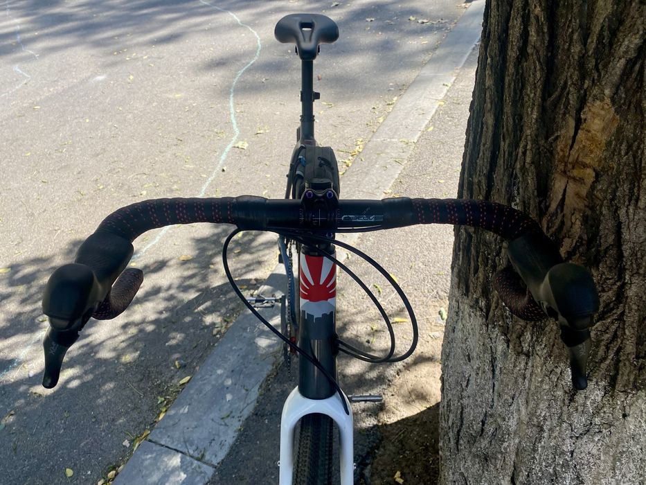 Гравійний велосипед кастомної збірки