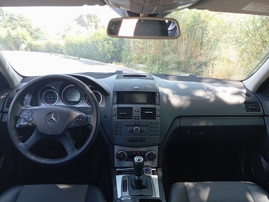 Mercedes-Benz C 250 — fotografia 7