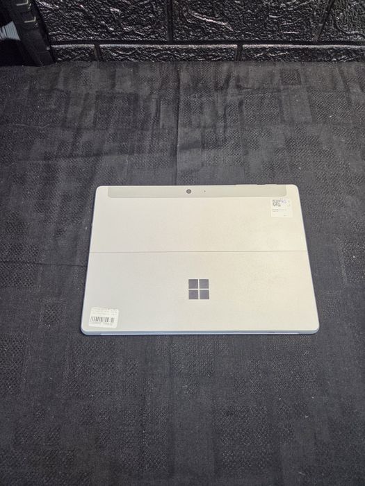Ноутбук-планшет 8/128 ssd Microsoft Surface  go 2 емулятор андроїд