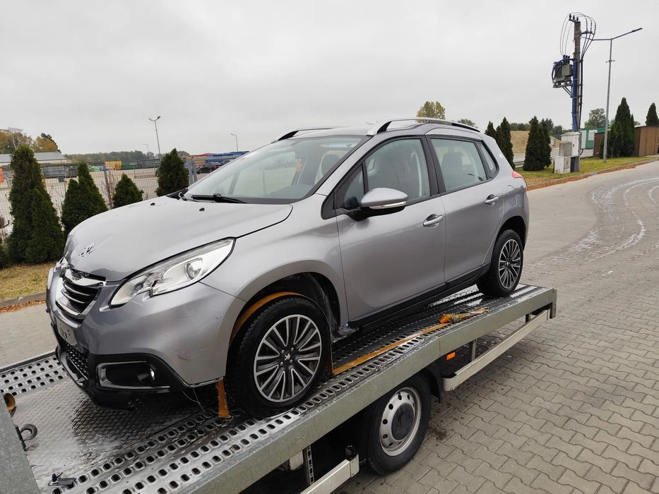 Peugeot 2008 2013 rok 100 TYS przeb tablet czujniki park wymieniony rozrzad