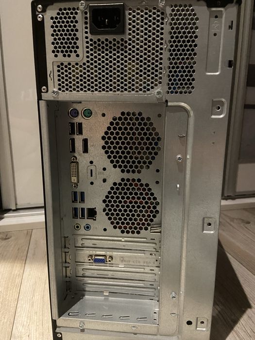 Komputer Fujitsu i5 7gen / SSD 256GB / DDR4 / Zasilacz Fujitsu