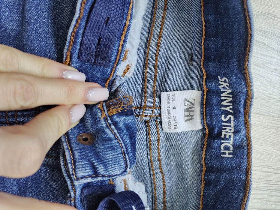 Стильные джинсы Zara