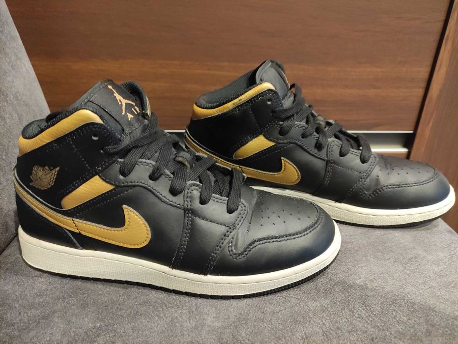 Nike Air Jordan 1 Mid r. 38.5