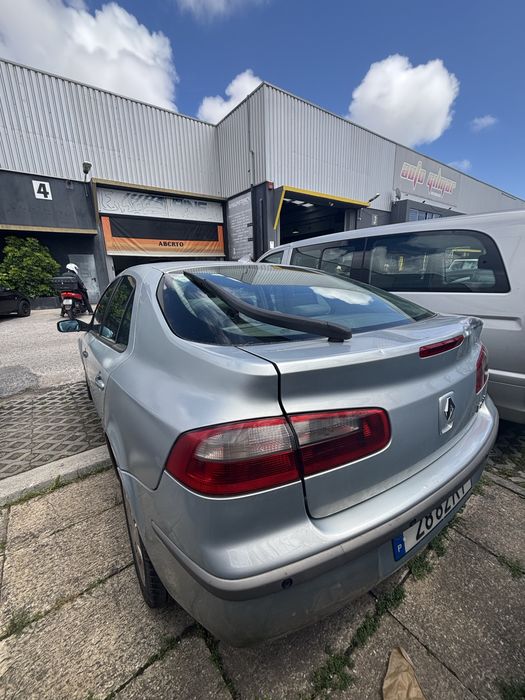 Carro Renault Laguna dci