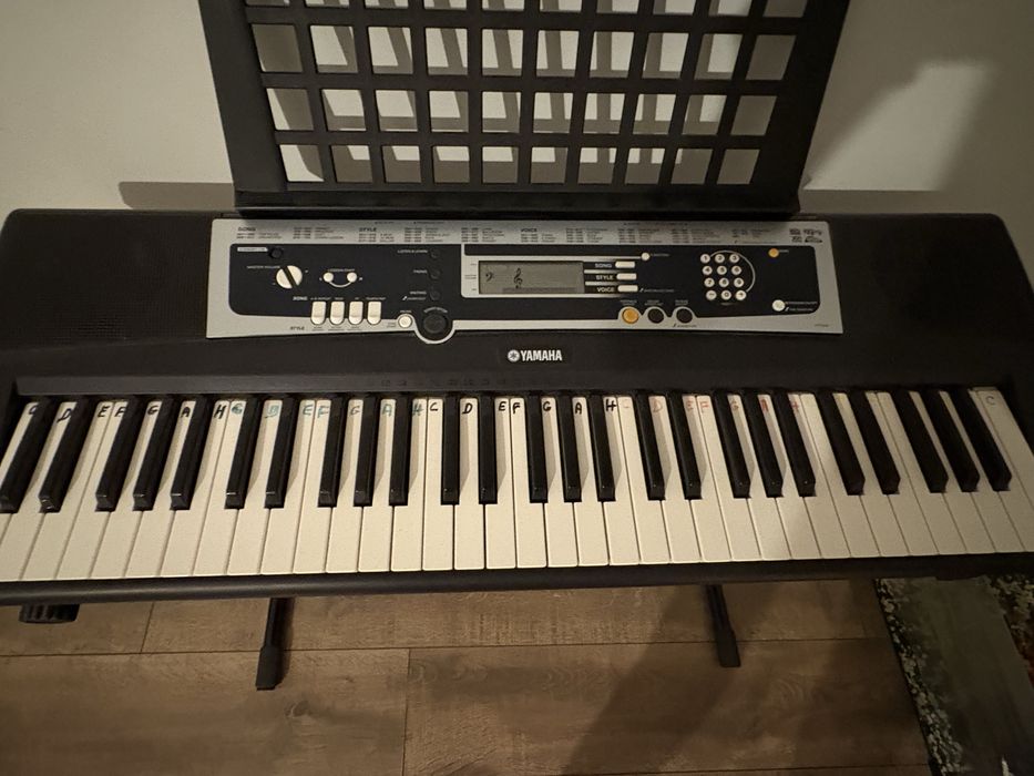 Keyboard yamaha + stojak