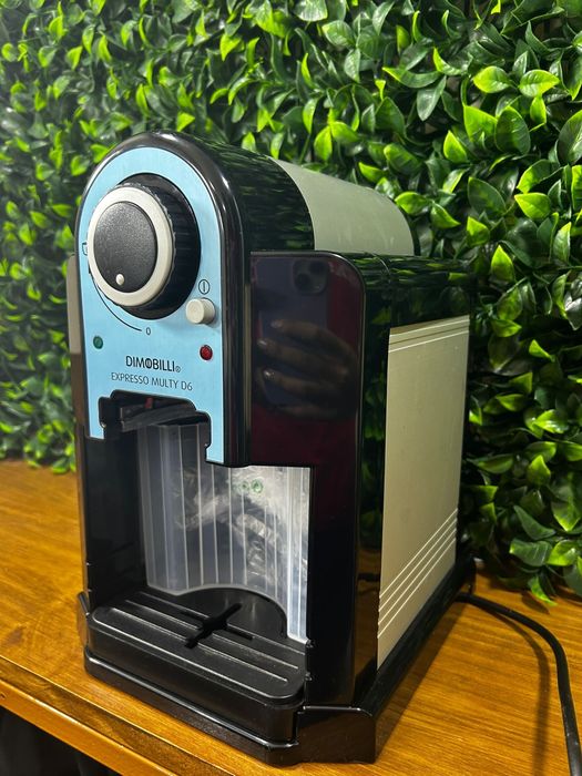 Máquina de Café Dimobilli