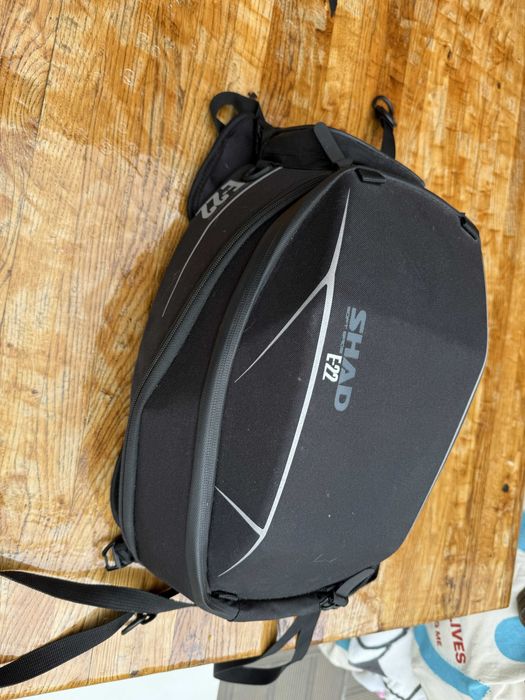 Mala Moto - Shad E-22