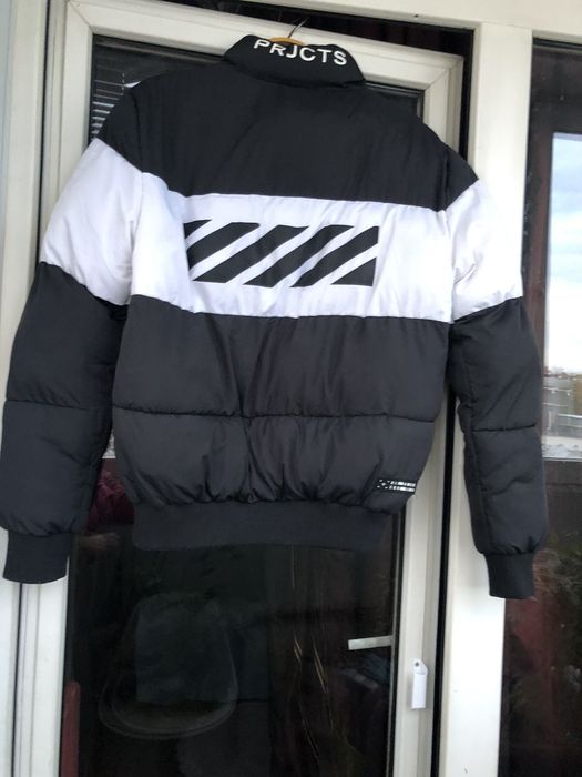 Теплая куртка (на синтепоне) размер М