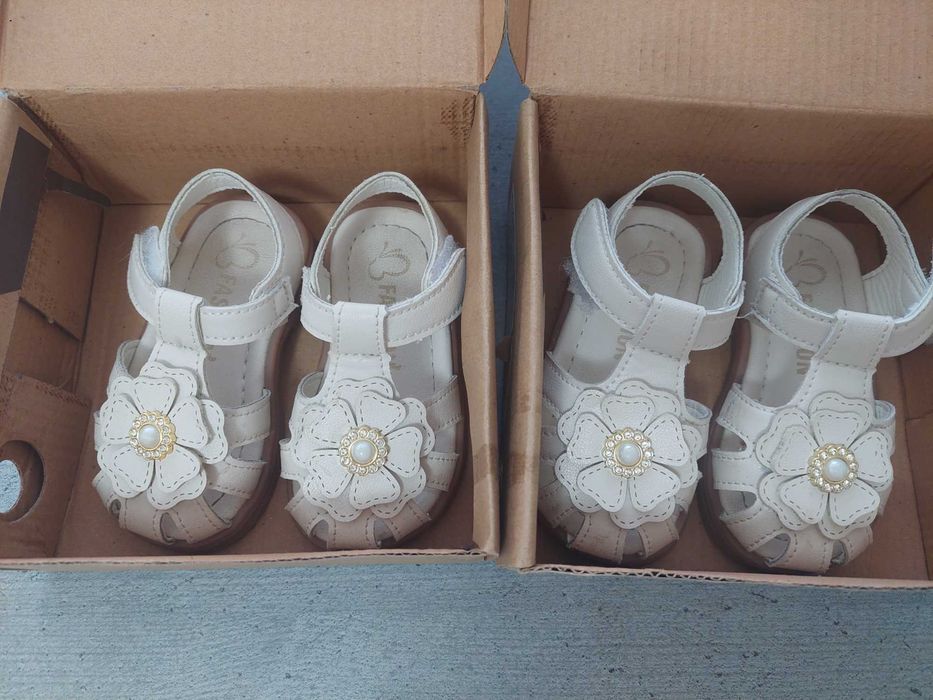 Босоніжки, взуття для двійні 20, 21