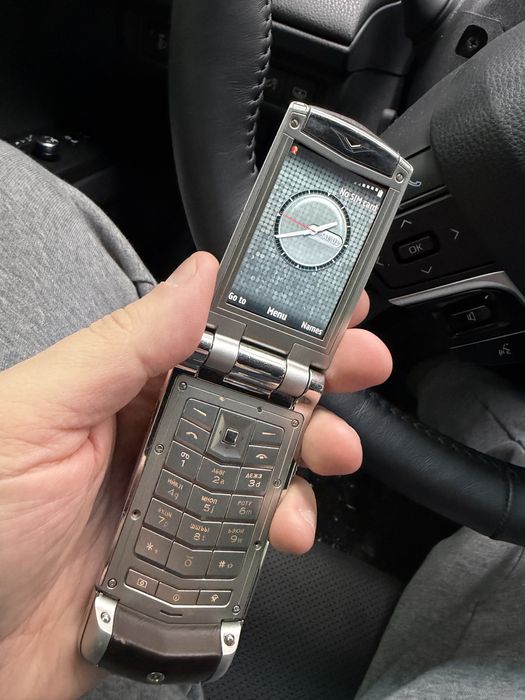 Vertu Constellation Ayxta