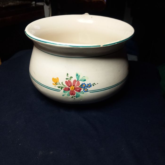 Penico antigo em faiança