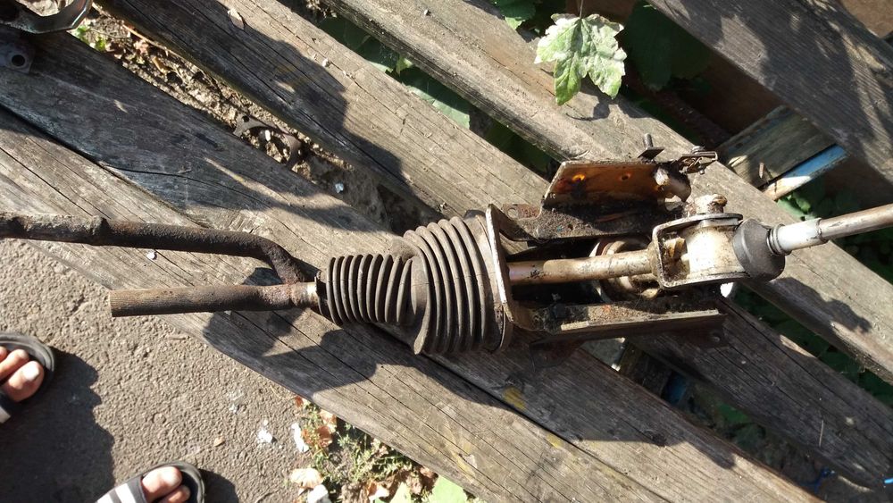 Кулiса ауди 80 100 с3 с4 а6 с4