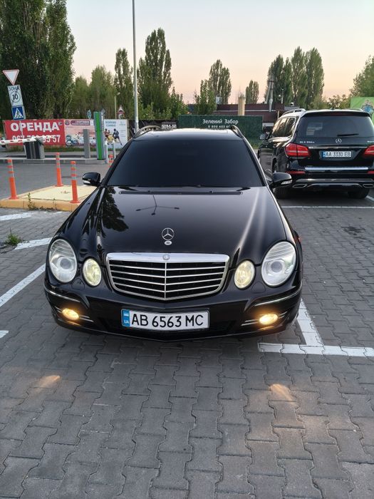 Продам Мерседес 211