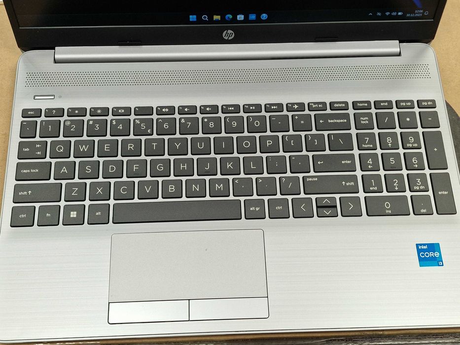 HP 250 G9/ i3-1215u/ 16GB/ 256GB/ 15.6 FHD 60Hz/ Win11/ Grade A