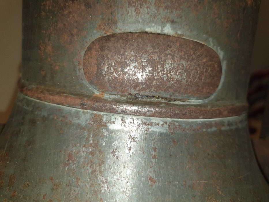 Vaso Cántaro em Metal muito antigo