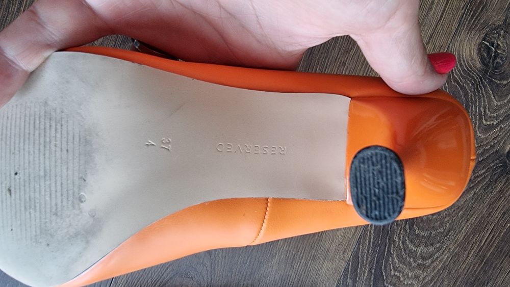 Szpilki 37,5 Reserved