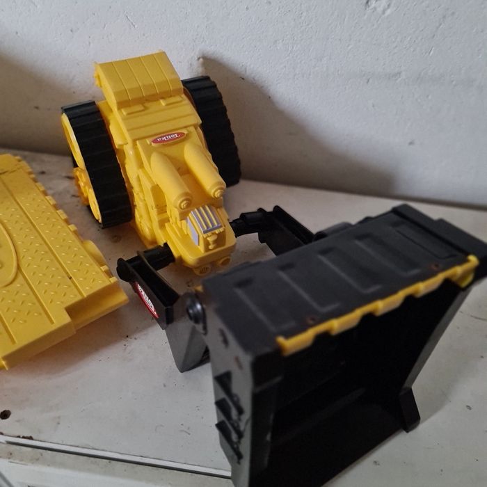 Vendo brinquedos tonka