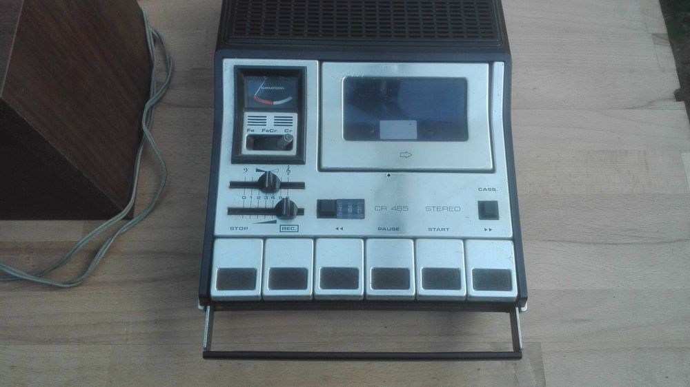 gravador grundig cr 485A