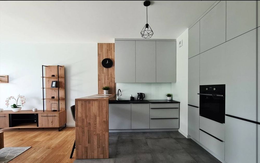 Квартира у Варшаві 2/х кім