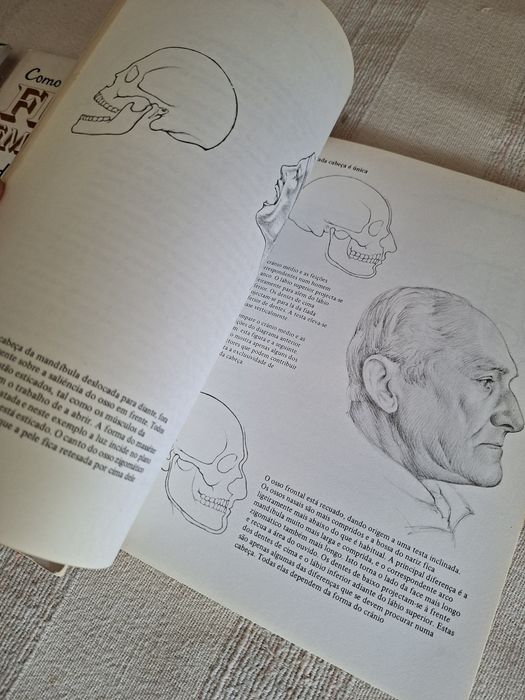 Dois livros de desenho por 6 euros o conjunto