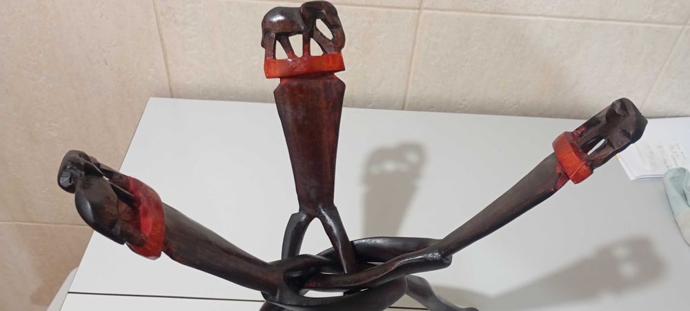 Suporte com taça artesanato africano