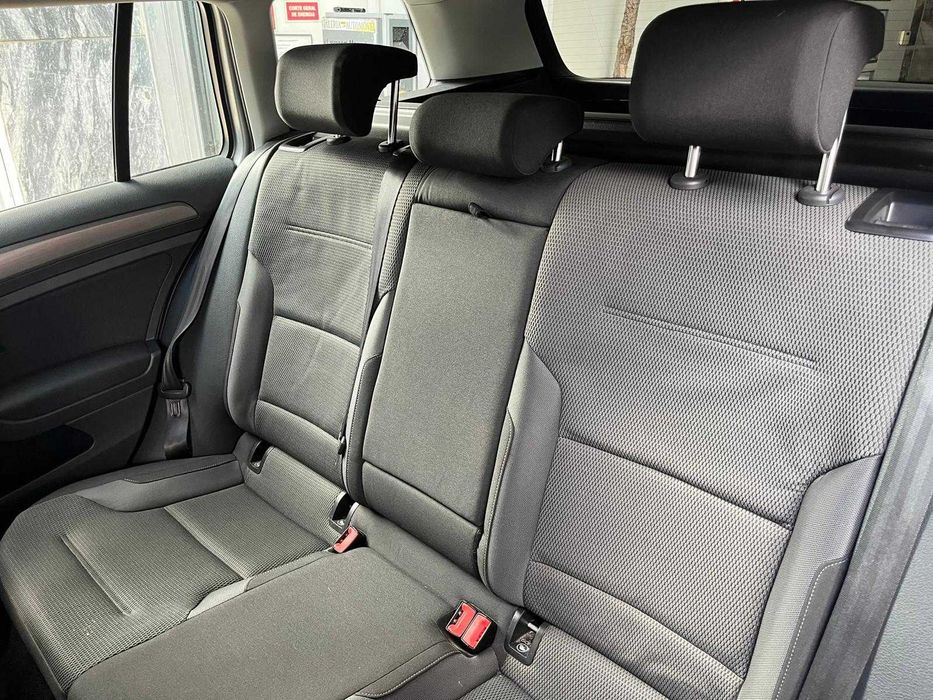 VW Golf Variant 1.6 TDi Confortline | Impecável | Tudo em dia
