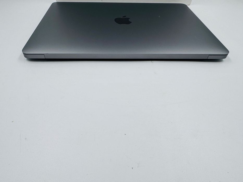 1 цикл Apple Macbook Air 13 2020 M1 8GB RAM 128GB SSD IL6402