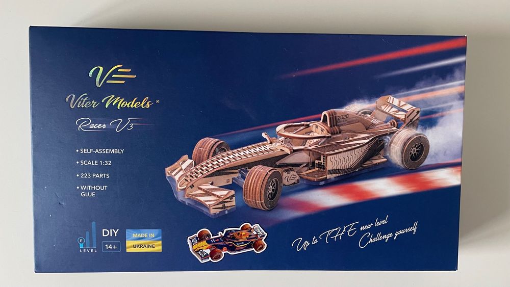 Racer V3 Гоночний болід