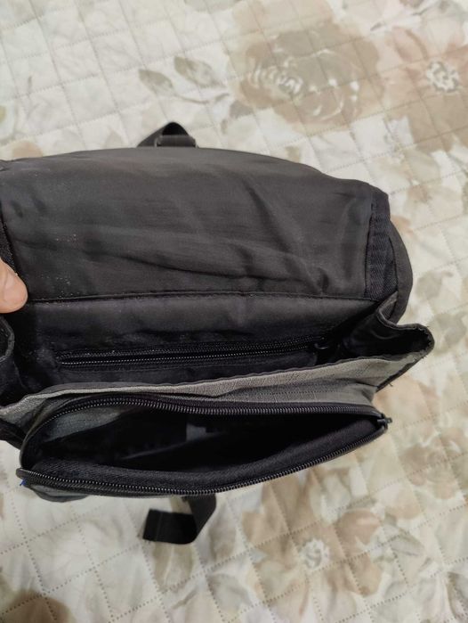 Bolsa tiracolo Puma em excelente estado