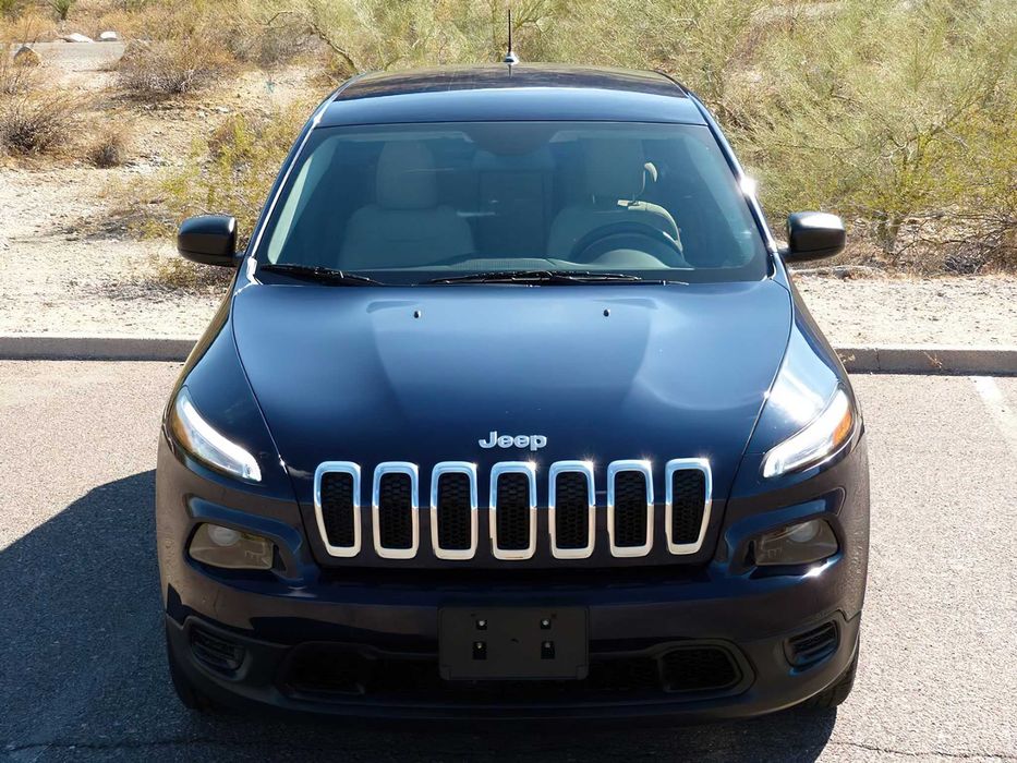 Jeep Cherokee      2016