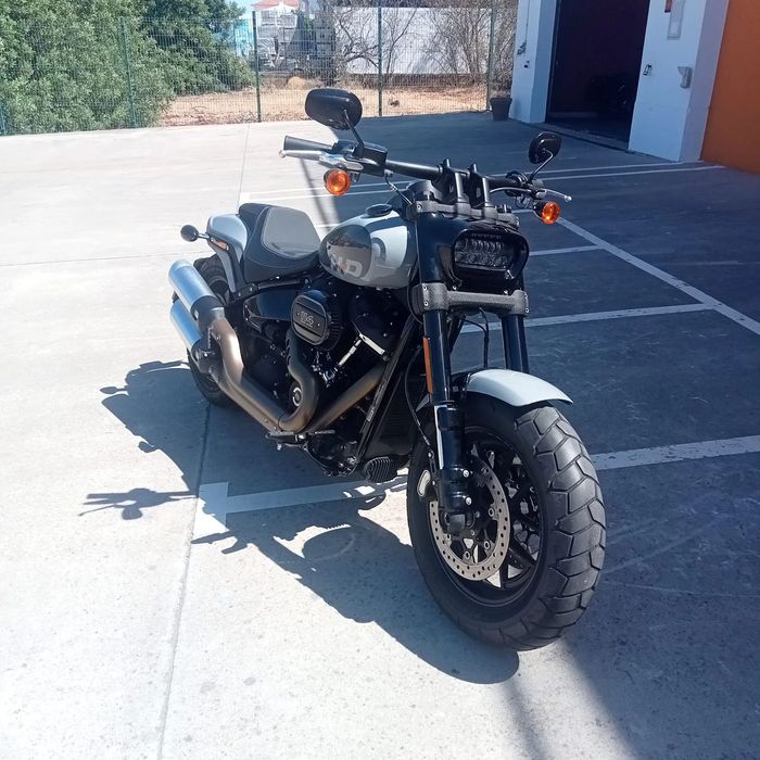 Harley-Davidson Softail FAT BOB 114