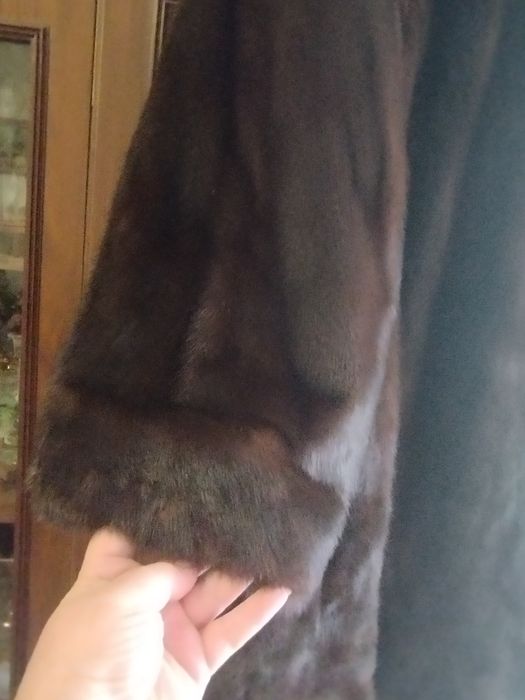 Шуба норковая, длинношерстная