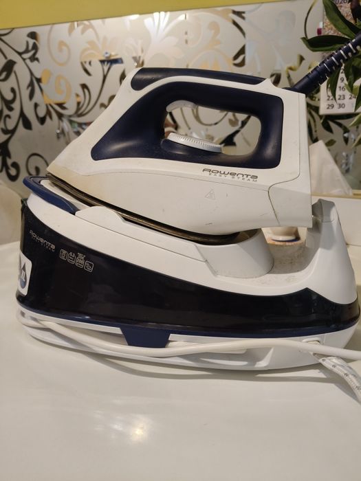 Парова станція Rowenta easy steam