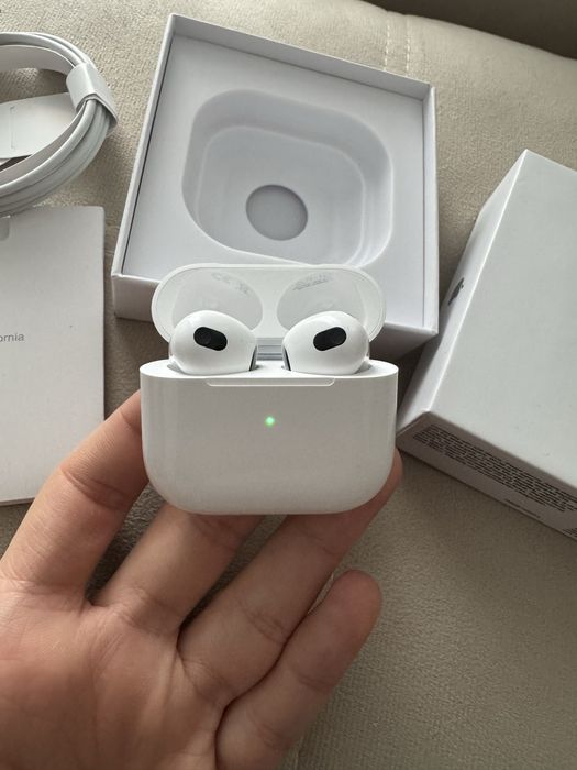 AirPods 3 generacji