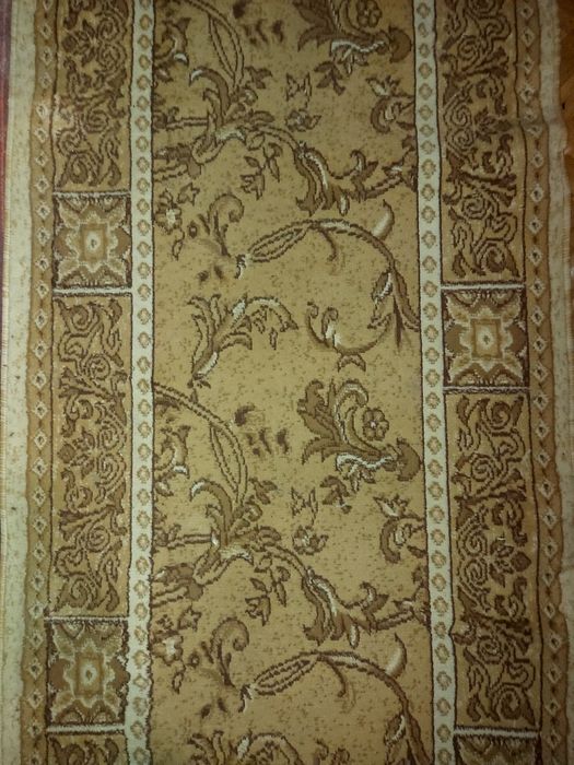 Ковровая дорожка, современная