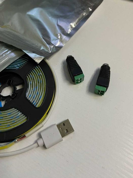 LED подсветка лента USB 5V 3 метра с сенсорным диммером (новая)