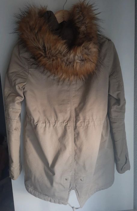 Casaco parca da Bershka