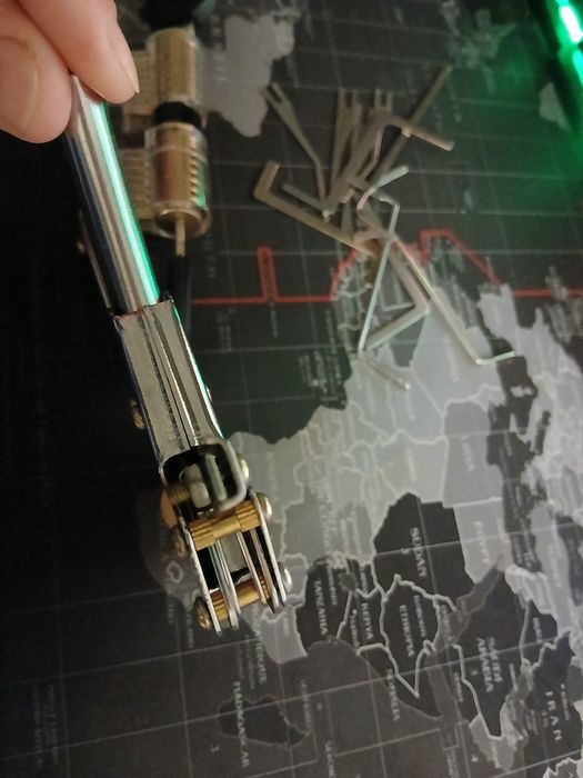 Продам Ключ для замка