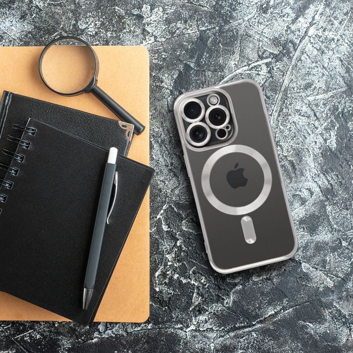 Etui na iPhone 16 Electro Mag Cover zgodne z MagSafe srebrne