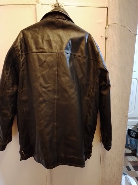 Кожаная куртка , размер 50 - 52..