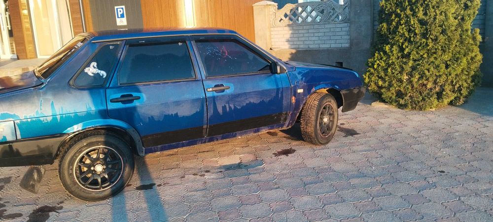 Автомобіль ВАЗ 21099