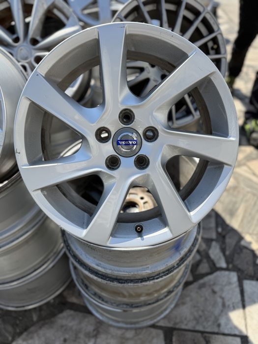 Jantes 17 Originais Volvo S60, V60 e V70 em 5x108