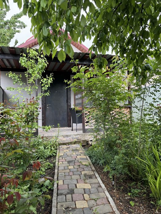 Світло 24/7. Будинок центр на 2-х з великим ліжком рн ХНУВС .