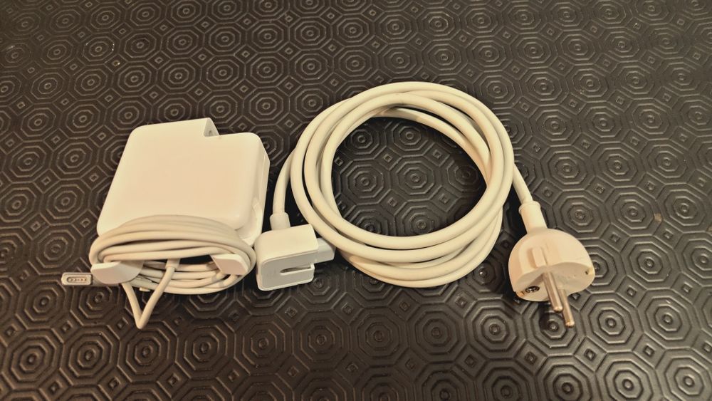 Carregador original Apple 60W MacBook Pro
